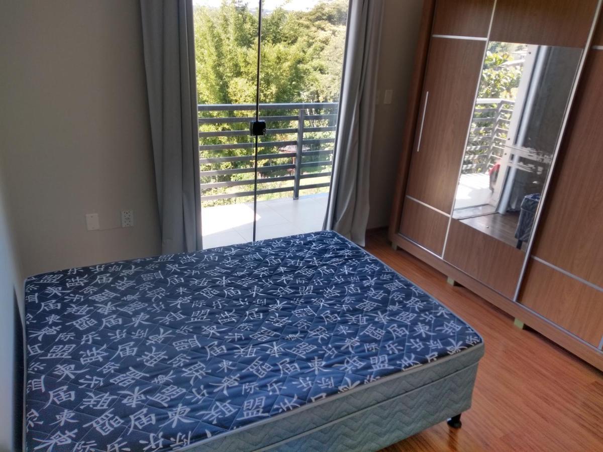 Casa Com Piscina Fundo Pra Represa E Ar Condicionado Casinhabrancadevaranda Ijaci Dış mekan fotoğraf