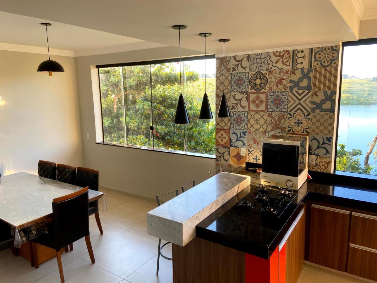 Casa Com Piscina Fundo Pra Represa E Ar Condicionado Casinhabrancadevaranda Ijaci Dış mekan fotoğraf